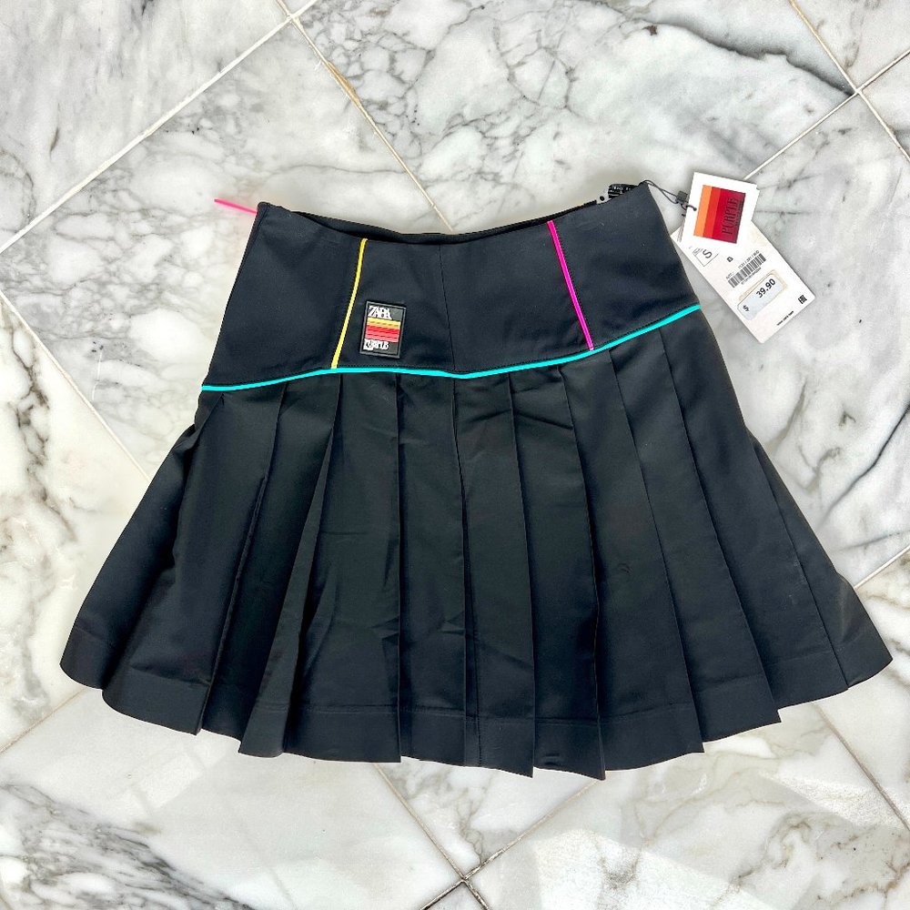 ZARA New With Tags Size S Pleated Black Skirt - Limited Edition